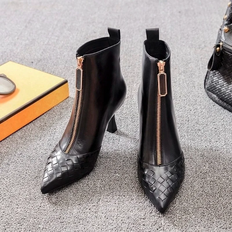 2023 Spring New Fashion Women's High Heel Short Boots Knitted Pointed Winter Shoes Ankle Botas Front Zipper Black Boots
2023 Spring New Fashion Women's High Heel Short Boots Knitted Pointed Winter Shoes Ankle Botas Front Zipper Black Boots