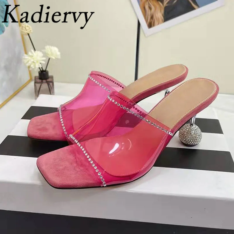 Шлепанцы на каблуках в странном стиле, женские сандалии с квадратными искусственными каблуками из ПВХ, женские летние Тапочки
Шлепанцы на каблуках в странном стиле, женские сандалии с квадратными искусственными каблуками из ПВХ, женские летние Тапочки