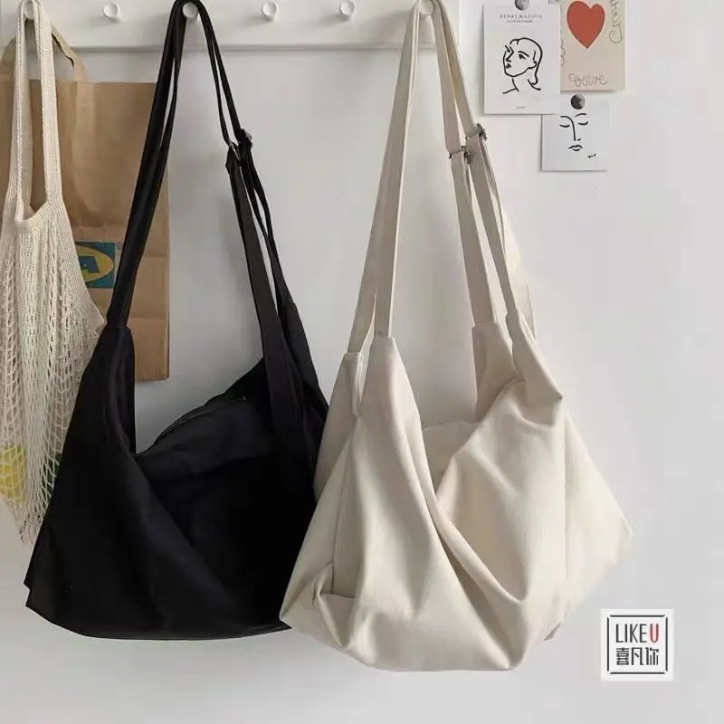 Korean Style Shoulder Bag Simple Tote Bag Unisex All Match Shoulder Bag Large Capacity Messenger Bag Women Fashion Bags 2023
Korean Style Shoulder Bag Simple Tote Bag Unisex All Match Shoulder Bag Large Capacity Messenger Bag Women Fashion Bags 2023