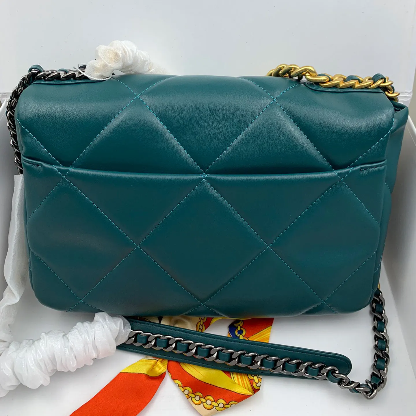 Women's Famous Branded Luxury Designer Handbag Women's Genuine Leather Shoulder Bag 2022 Trend Crossbody Bag Handbags for Women
Women's Famous Branded Luxury Designer Handbag Women's Genuine Leather Shoulder Bag 2022 Trend Crossbody Bag Handbags for Women