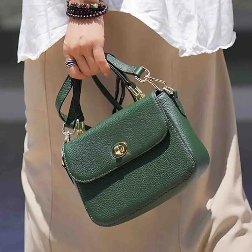 MS Women Luxury French Bag Brand Genuine Leather Satchel Crossbody Bag Casual Cowhide Vintage Lady Messenger Totes New In 2023
MS Women Luxury French Bag Brand Genuine Leather Satchel Crossbody Bag Casual Cowhide Vintage Lady Messenger Totes New In 2023