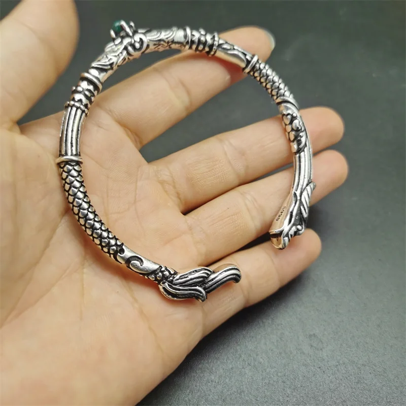 Maichuang/Tibetan Silver Inlaid Chalcedony Bracelet Fashion Bangles Personality Jewelry Exquisite Workmanship Men Women Gift
Maichuang/Tibetan Silver Inlaid Chalcedony Bracelet Fashion Bangles Personality Jewelry Exquisite Workmanship Men Women Gift