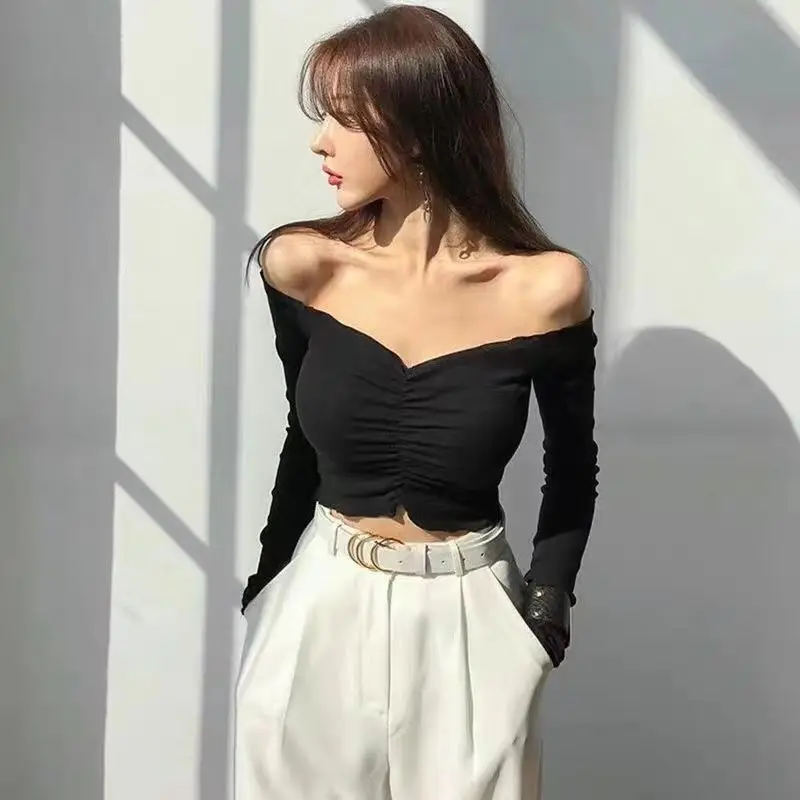 Sexy Word-neck Tight-fitting And Thin Cropped Navel Tube Top Long-sleeved T-shirt
Sexy Word-neck Tight-fitting And Thin Cropped Navel Tube Top Long-sleeved T-shirt