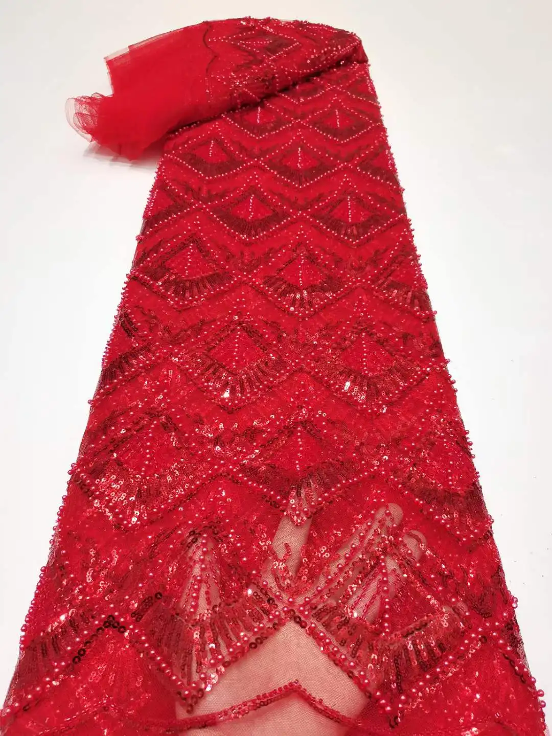 Новинка 2022, роскошное кружево из бисера, Высококачественная африканская кружевная ткань, кружевные платья ручной работы, ткань для свадебн... 
Новинка 2022, роскошное кружево из бисера, Высококачественная африканская кружевная ткань, кружевные платья ручной работы, ткань для свадебн...