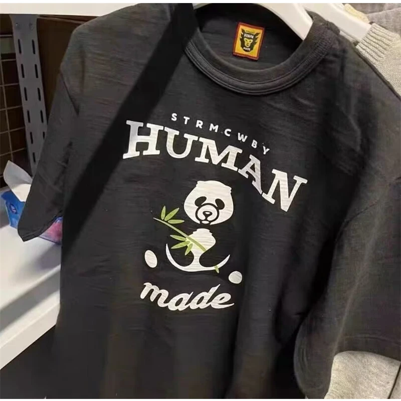 Мужская и женская хлопковая футболка с коротким рукавом и принтом медведя
Мужская и женская хлопковая футболка с коротким рукавом и принтом медведя