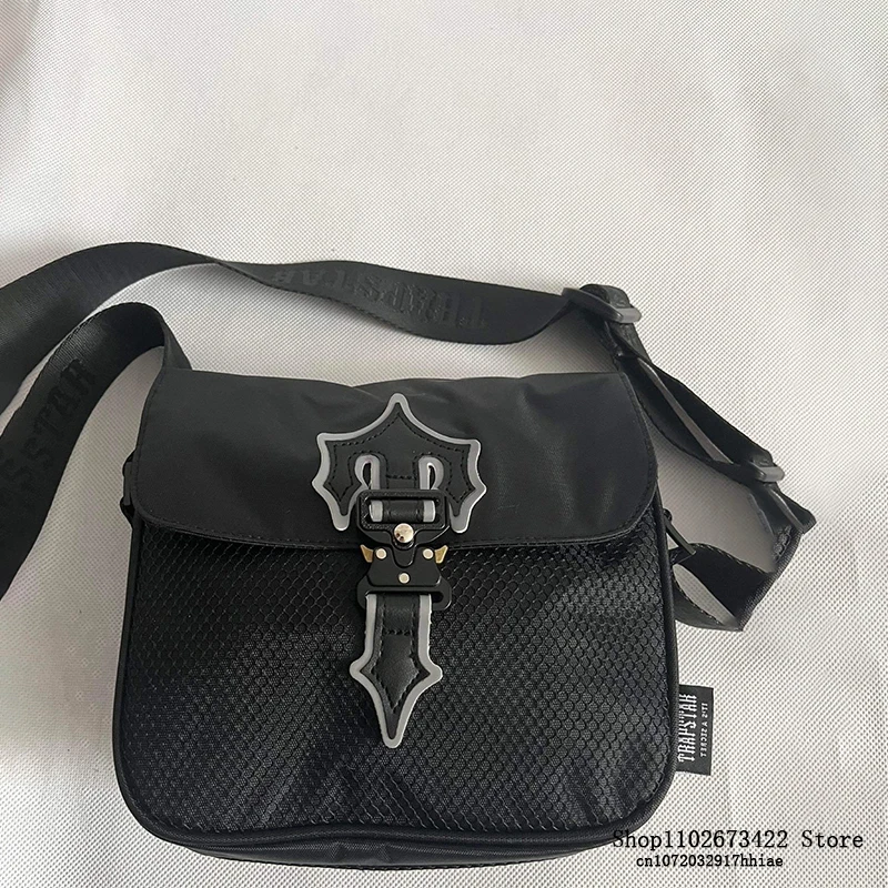 Trapstar Women Men Shoulder Bags Zipper Casual Outdoor Oxford Cloth Hip Hop Fashion Harajuku College Style Unisex Messenger Bag
Trapstar Women Men Shoulder Bags Zipper Casual Outdoor Oxford Cloth Hip Hop Fashion Harajuku College Style Unisex Messenger Bag