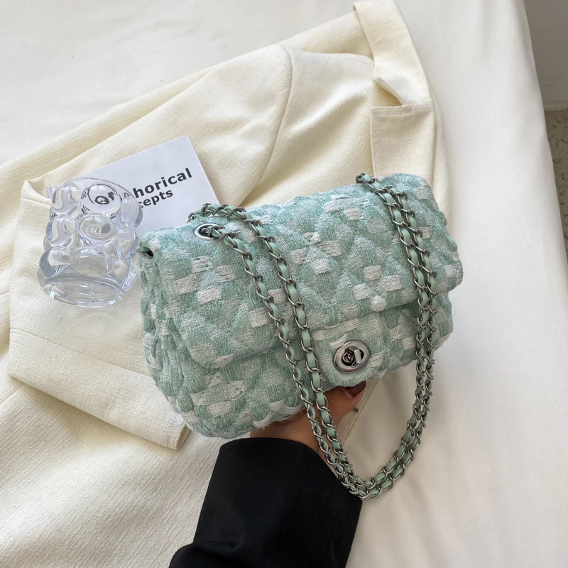 2022 Small Soft Fabric Flap Crossbody Bags for Women Fashion Luxury Brand Travel Chain Handbags and Purses Simple Shoulder Bag
2022 Small Soft Fabric Flap Crossbody Bags for Women Fashion Luxury Brand Travel Chain Handbags and Purses Simple Shoulder Bag