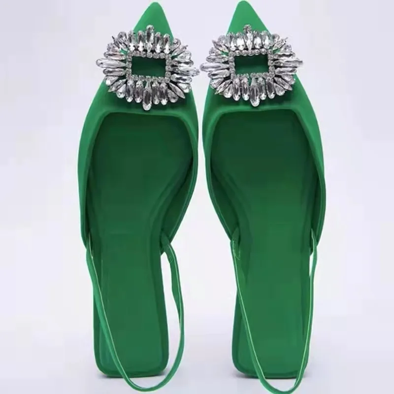 

Женские босоножки на низком каблуке, туфли с острым носком и стразами телесного и зеленого цвета, босоножки с ремешками сзади, новинка 2023