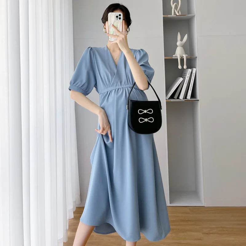 Maternity wear new chiffon V-neck high waist dress 2022 summer dress age reduction maternity dress, breastfeeding skirt
Maternity wear new chiffon V-neck high waist dress 2022 summer dress age reduction maternity dress, breastfeeding skirt