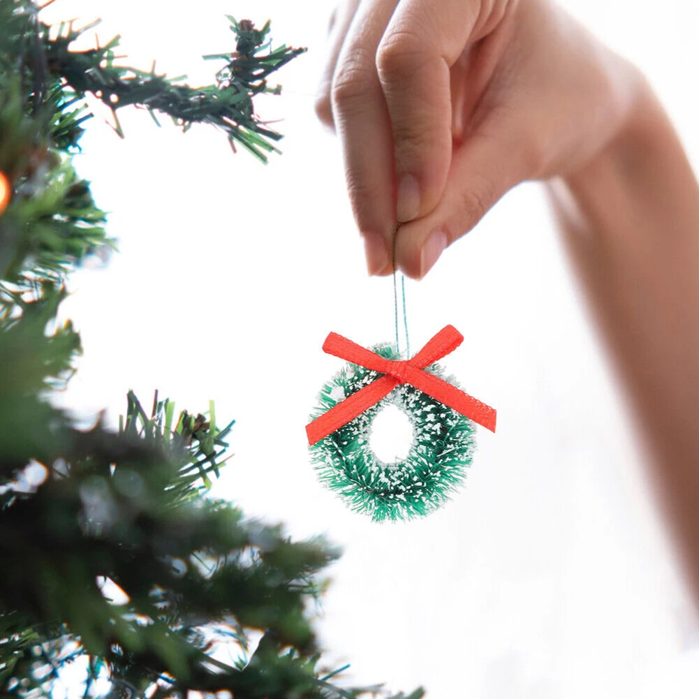 24pcs Christmas Wreath Decorations Xmas Tree Decor Mini Garland Craft Xmas Tree New Year Navidad 2023 New Year DIY Decor 3cm
24pcs Christmas Wreath Decorations Xmas Tree Decor Mini Garland Craft Xmas Tree New Year Navidad 2023 New Year DIY Decor 3cm