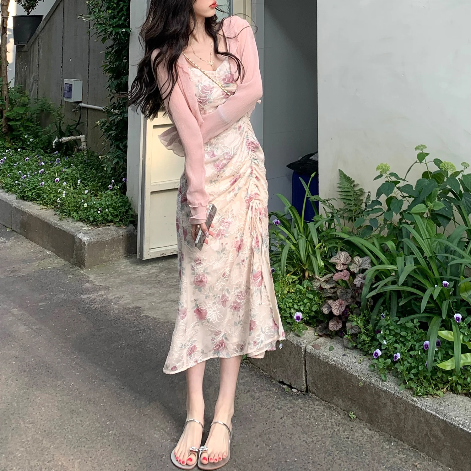 Jmhop willow waist floral dress gentle slim mid length slim 2022 pleated high waist suspender skirt
Jmhop willow waist floral dress gentle slim mid length slim 2022 pleated high waist suspender skirt