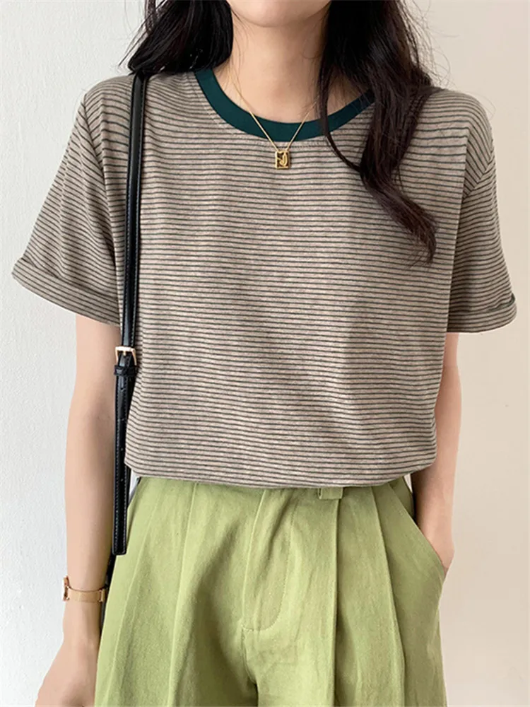 2022 New Summer Classic Striped Women's T-Shirts Short Sleeve O-Neck Bottoming Casual Loose Shirts Chic Colorblock Tops Female
2022 New Summer Classic Striped Women's T-Shirts Short Sleeve O-Neck Bottoming Casual Loose Shirts Chic Colorblock Tops Female