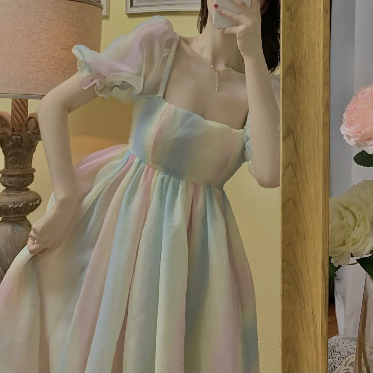 French Fairy Midi Rainbow Dress Women Sweet Puff Sleeve Backless Designer Kawaii Dress Korean Style Slim Sexy Summer Dress 2022
French Fairy Midi Rainbow Dress Women Sweet Puff Sleeve Backless Designer Kawaii Dress Korean Style Slim Sexy Summer Dress 2022