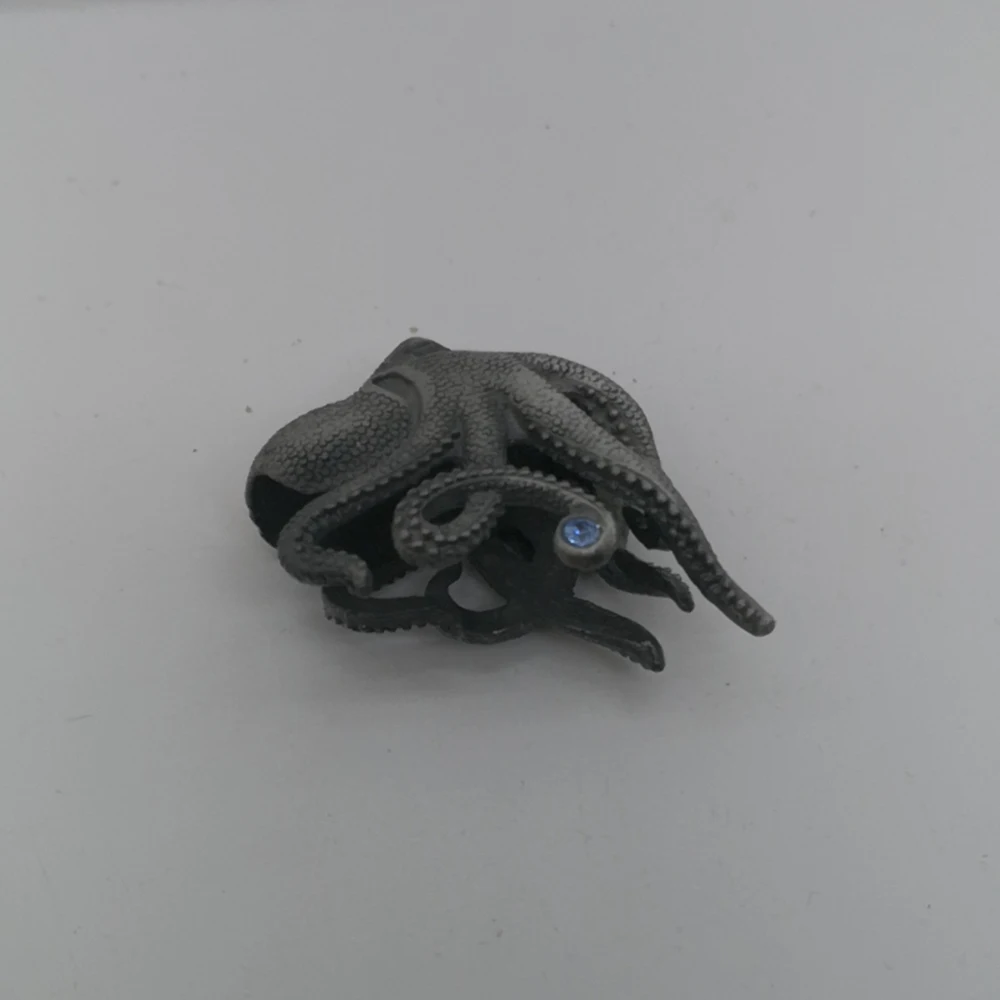 Creative 3D Octopus Carving Metal Badge DIY Lighter Accessories For ZP Zorro Kerosene Lighter To Decorate Smoking Gadgets
Creative 3D Octopus Carving Metal Badge DIY Lighter Accessories For ZP Zorro Kerosene Lighter To Decorate Smoking Gadgets