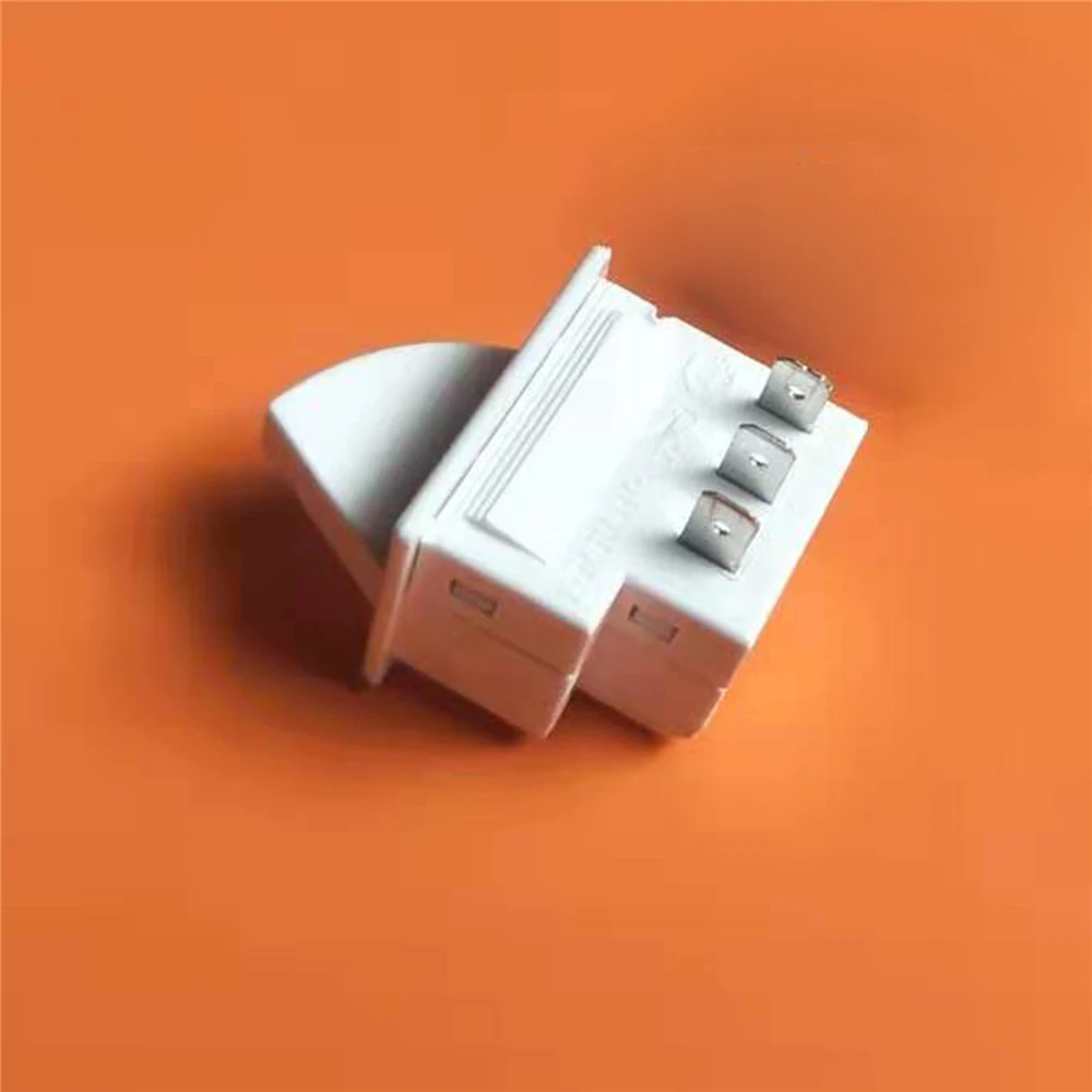 1 шт., сенсорный светильник ель света для двери холодильника 
1 шт., сенсорный светильник ель света для двери холодильника