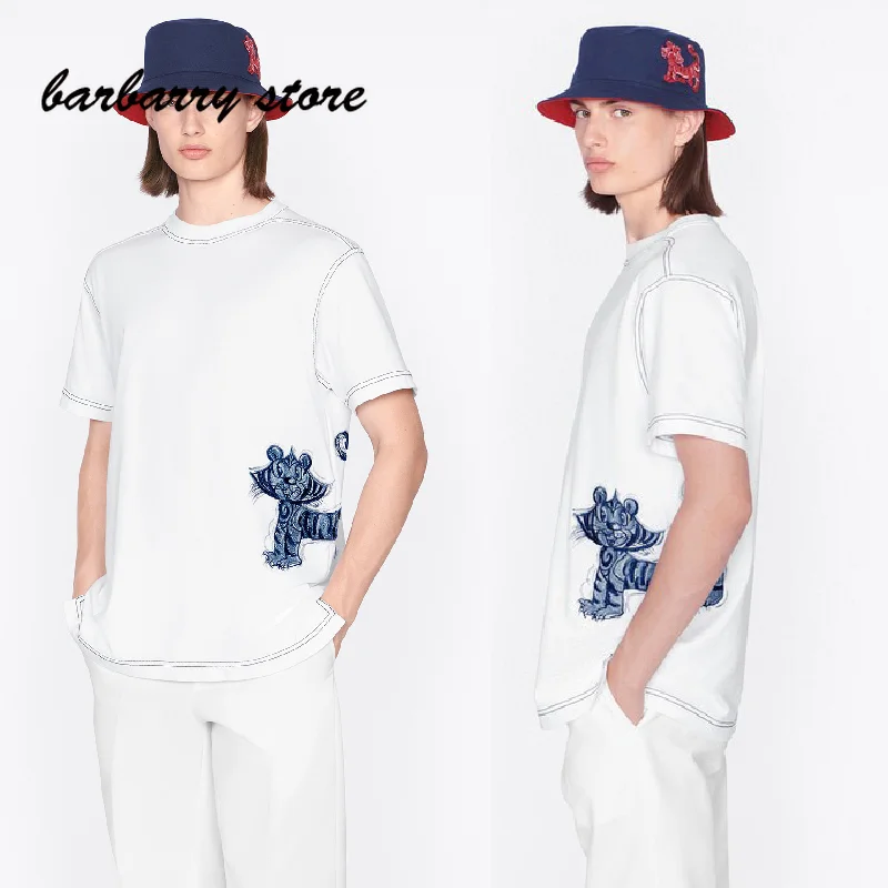 luxury high quality spring tiger Embroidery Crew Neck loose cotton short sleeve fashion casual men's and women's graphic T-shirt
luxury high quality spring tiger Embroidery Crew Neck loose cotton short sleeve fashion casual men's and women's graphic T-shirt