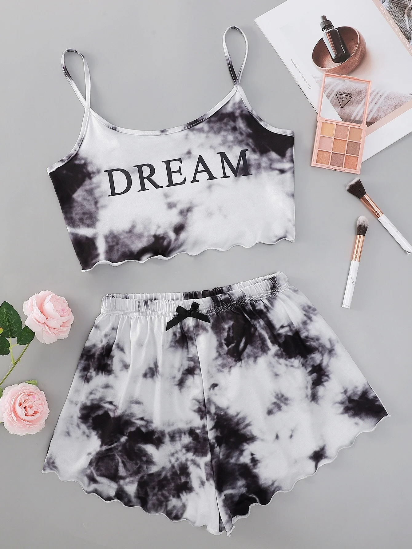 New Style Tie-Dye Dream Print Camisole With Shorts Pajama Set Sleeveless Crop Vest Elastic Waist Short Pants Sleepwear Home Wear
New Style Tie-Dye Dream Print Camisole With Shorts Pajama Set Sleeveless Crop Vest Elastic Waist Short Pants Sleepwear Home Wear