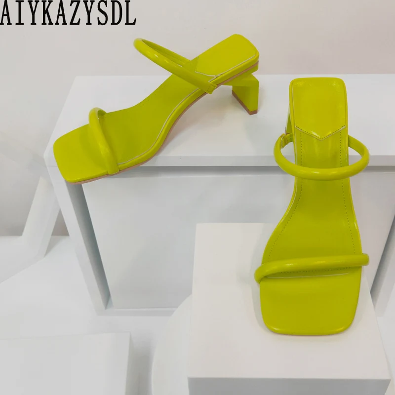 Женские туфли без задника AIYKAZYSDL, неоновые, зеленые, с вырезами, на высоком каблуке, узкие, скользящие мюли, уличные тапочки карамельных цветов, 2022
Женские туфли без задника AIYKAZYSDL, неоновые, зеленые, с вырезами, на высоком каблуке, узкие, скользящие мюли, уличные тапочки карамельных цветов, 2022