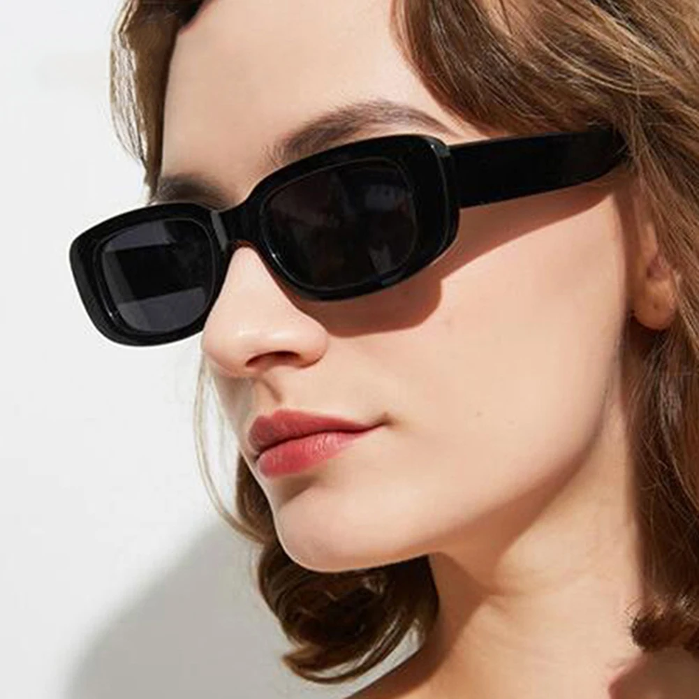 2022 New Fashion Vintage Glasses Small Square Frame Sunglasses For Women Retro Punk Rectangle Sun Glasses Eyewear Shades
2022 New Fashion Vintage Glasses Small Square Frame Sunglasses For Women Retro Punk Rectangle Sun Glasses Eyewear Shades