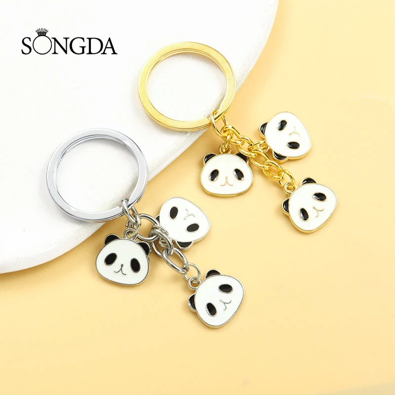 Cartoon Enamel Keychain Cute Chinese Giant Panda Drip Oil Alloy Key Rings for Teens Child Schoolbag Purses Popular Ornament Gift
Cartoon Enamel Keychain Cute Chinese Giant Panda Drip Oil Alloy Key Rings for Teens Child Schoolbag Purses Popular Ornament Gift