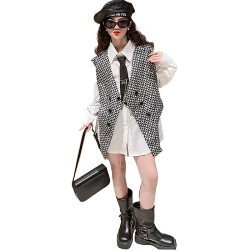 Autumn teenager Girls clothes set 2023 Plaid vest+cotton white shirt 2pcs 4-14 Kids suit Childrens Two Piece clothing outfits 
Autumn teenager Girls clothes set 2023 Plaid vest+cotton white shirt 2pcs 4-14 Kids suit Childrens Two Piece clothing outfits