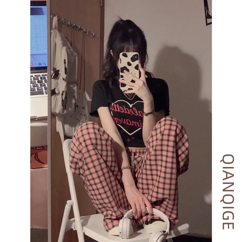 Pink Plaid Pants Wide Leg Women Y2k Streetwear High Waist Sweatpants Korean Fashion 2022 Summer Loose Kawaii Trousers
Pink Plaid Pants Wide Leg Women Y2k Streetwear High Waist Sweatpants Korean Fashion 2022 Summer Loose Kawaii Trousers