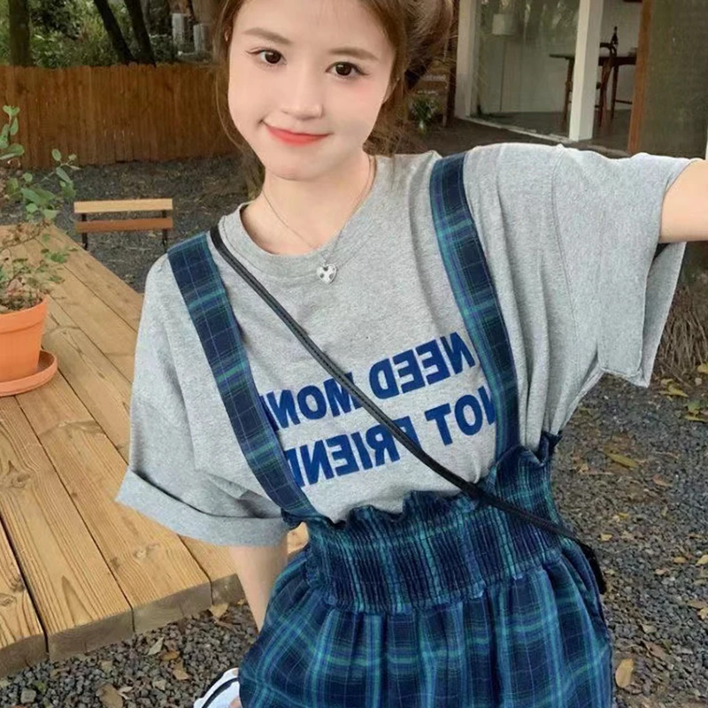 Blue Plaid Overalls Fashion Suit Women's Design Sense Casual Slit Wide-Leg Long Pants Gray Printed Top Two-Piece Suit
Blue Plaid Overalls Fashion Suit Women's Design Sense Casual Slit Wide-Leg Long Pants Gray Printed Top Two-Piece Suit