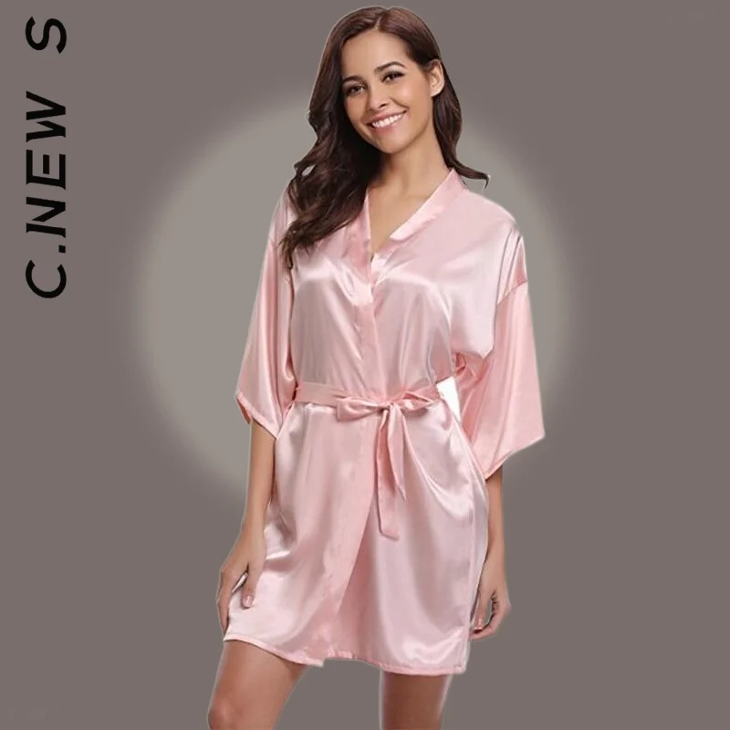 C.New S 2022 Sexy New Silk Kimono Robe Bathrobe Women Silk Bridesmaid Robes Satin Robe Ladies Dressing Gowns
C.New S 2022 Sexy New Silk Kimono Robe Bathrobe Women Silk Bridesmaid Robes Satin Robe Ladies Dressing Gowns