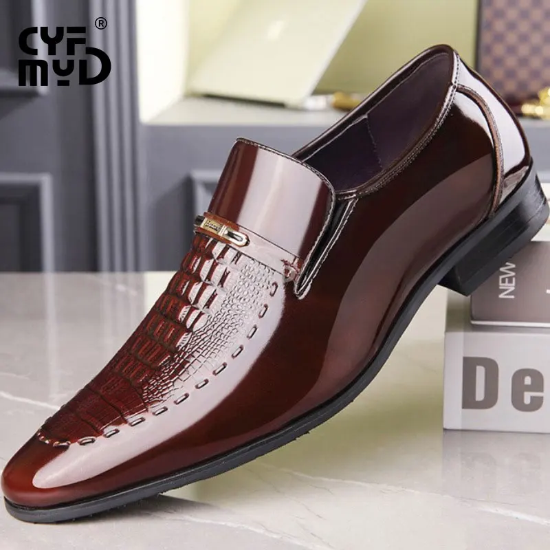 Crocodile Pattern Men's Patent Leather Shoes Embossing Dress Shoes Spring Fashion Soft Patent Leather Business Shoes for Men 
Crocodile Pattern Men's Patent Leather Shoes Embossing Dress Shoes Spring Fashion Soft Patent Leather Business Shoes for Men