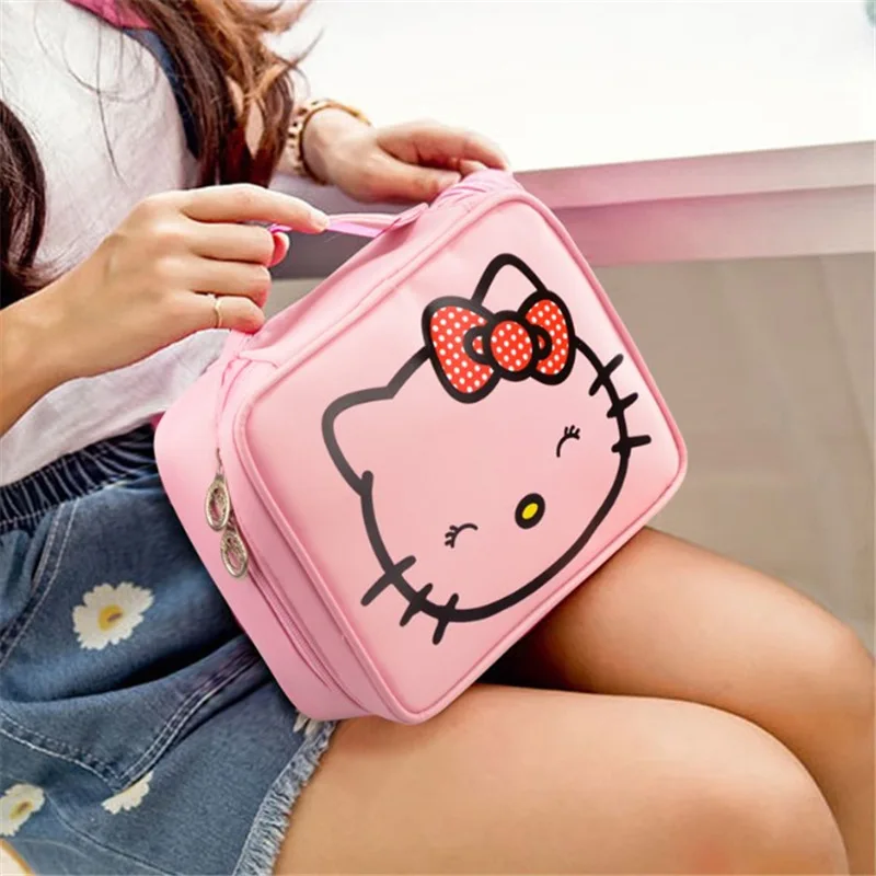 Kawaii Sanrio аниме Hello Kitty милый мультяшный принт ткань Оксфорд водонепроницаемый большой емкости портативная косметичка подарки для девочек
Kawaii Sanrio аниме Hello Kitty милый мультяшный принт ткань Оксфорд водонепроницаемый большой емкости портативная косметичка подарки для девочек