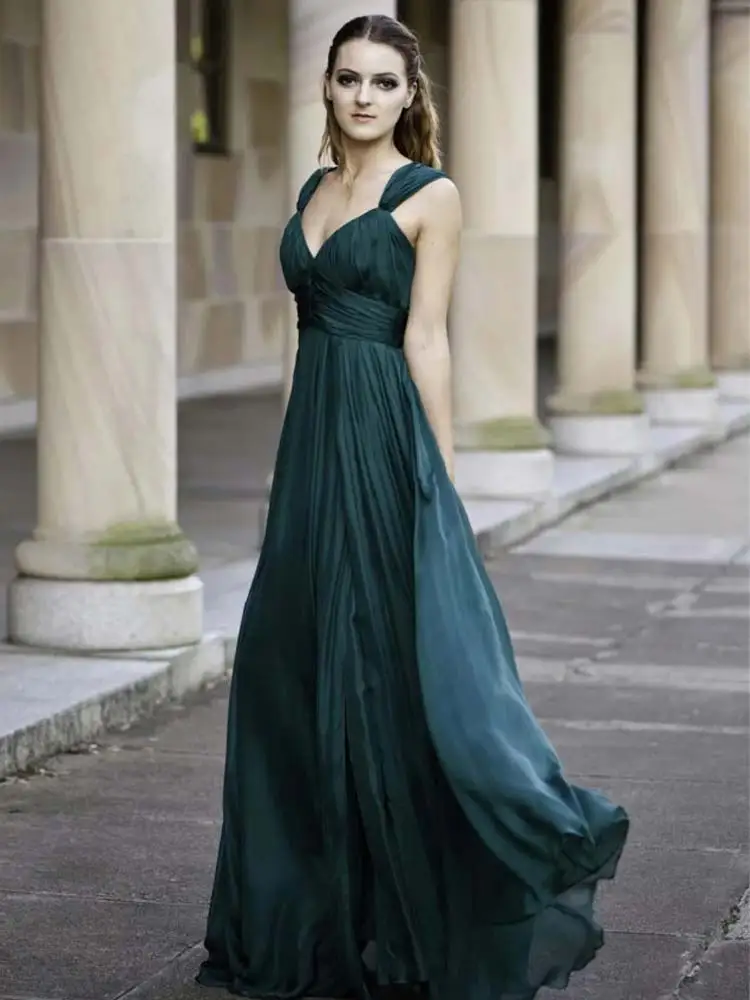 Ladies A-Line Princess V-Neck Sleeveless Long Prom Dress Long Chiffon Pleated Bridesmaid Dress Cocktail Dress Formal Party Dress
Ladies A-Line Princess V-Neck Sleeveless Long Prom Dress Long Chiffon Pleated Bridesmaid Dress Cocktail Dress Formal Party Dress