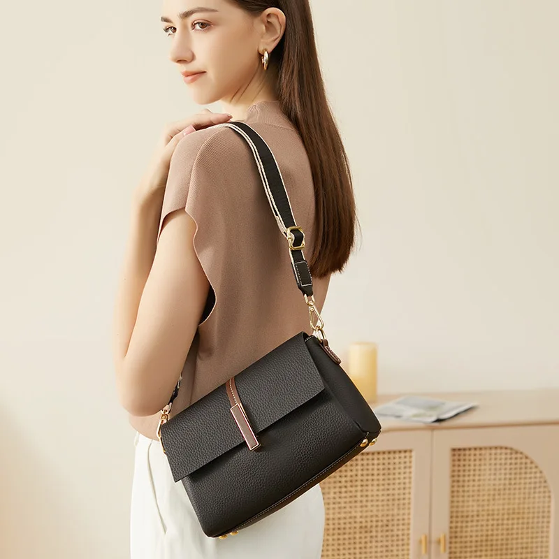Genuine Leather 2023 Ladies Shoulder Bag Fashion Female Crossbody Bag Luxury Genuine Leather Handbag Bags For Women
Genuine Leather 2023 Ladies Shoulder Bag Fashion Female Crossbody Bag Luxury Genuine Leather Handbag Bags For Women