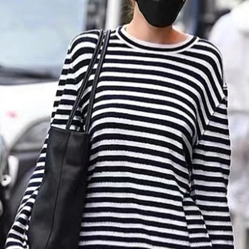 Women Casual Stripes Sweater Loose Long Sleeves Thin Knitwear O-neck Ladies fashion knit Pullover Jumper
Women Casual Stripes Sweater Loose Long Sleeves Thin Knitwear O-neck Ladies fashion knit Pullover Jumper