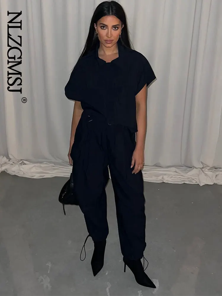 Винтажная женская рубашка с отложным воротником и коротким рукавом, с карманами
Винтажная женская рубашка с отложным воротником и коротким рукавом, с карманами