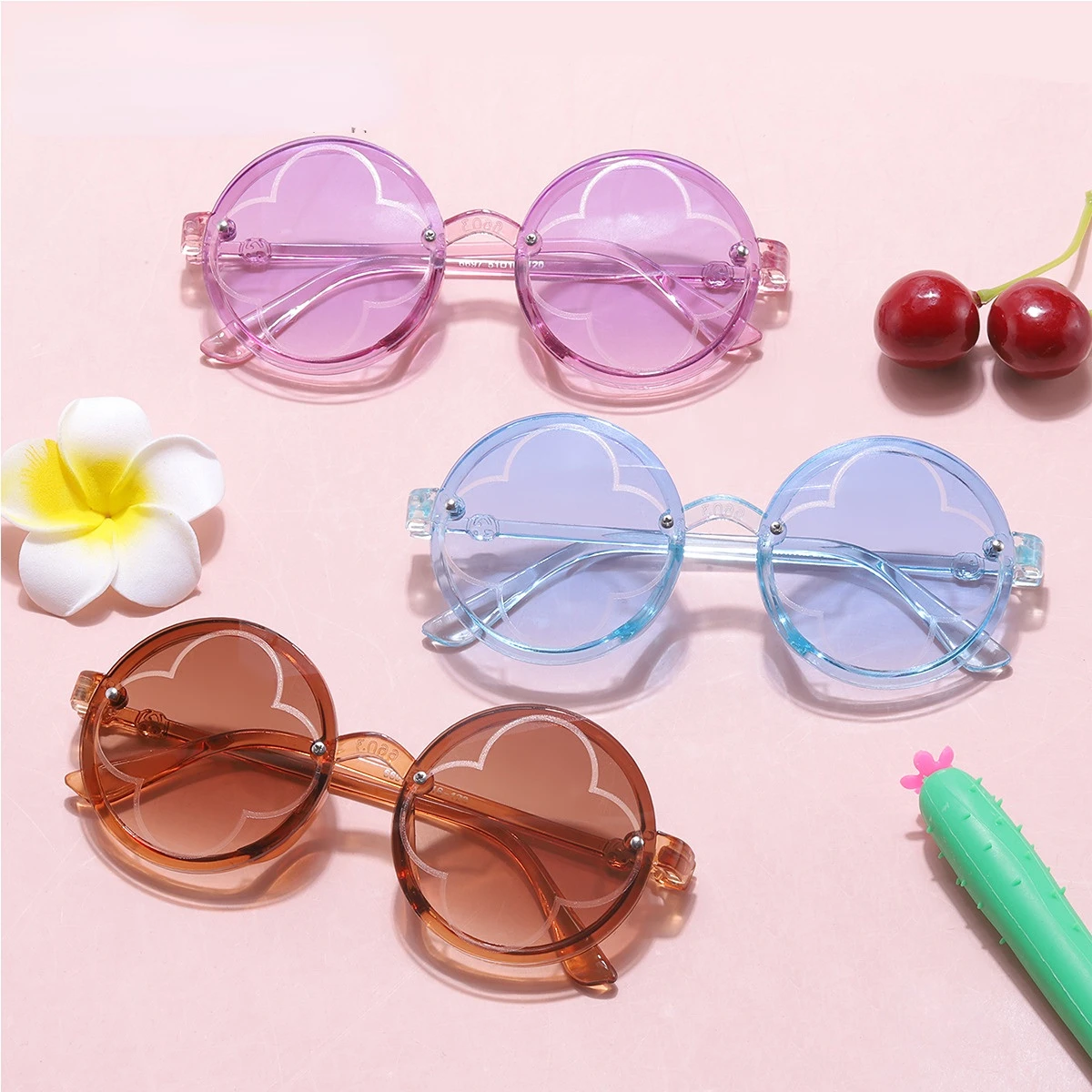 MYALICE The New Child Four-leaf Clover Shape Sunglasses Girl Cute Fashion Wear Sun Glasses Boy Outdoor Tourism Party UV400
MYALICE The New Child Four-leaf Clover Shape Sunglasses Girl Cute Fashion Wear Sun Glasses Boy Outdoor Tourism Party UV400