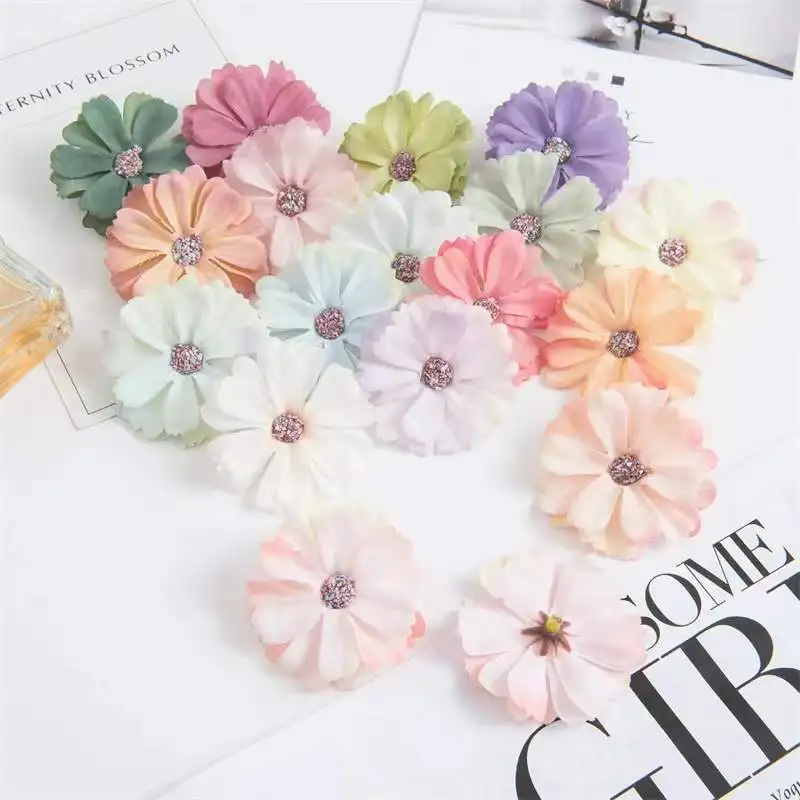 50PCS 4.5CM Silk Daisy Head MINI Home Wedding Decoration DIY Scrapbook Fake Plant Christmas Wreath Headdress Artificial Flowers
50PCS 4.5CM Silk Daisy Head MINI Home Wedding Decoration DIY Scrapbook Fake Plant Christmas Wreath Headdress Artificial Flowers