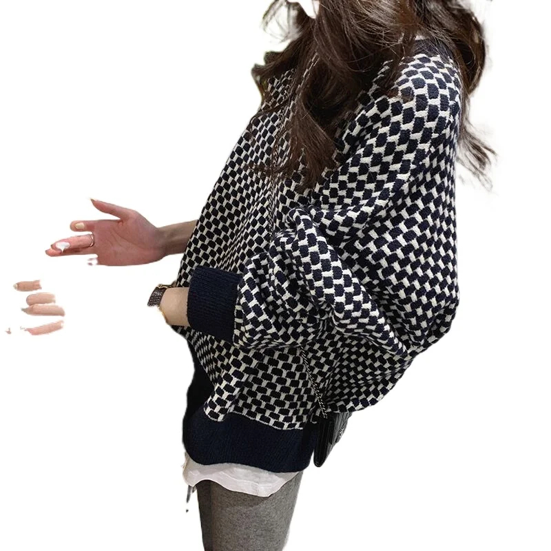 New black and white plaid sweater long-sleeved sweater net red languid loose sweater women's pullover autumn and winter
New black and white plaid sweater long-sleeved sweater net red languid loose sweater women's pullover autumn and winter