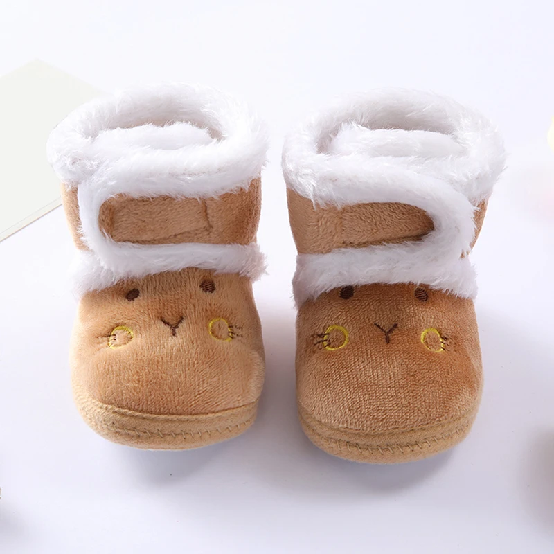 Autumn Baby Boots Baby Girl Boys Winter Warm Shoes Solid Fashion Toddler Fuzzy Winter Balls First Walkers Kid Shoes
Autumn Baby Boots Baby Girl Boys Winter Warm Shoes Solid Fashion Toddler Fuzzy Winter Balls First Walkers Kid Shoes