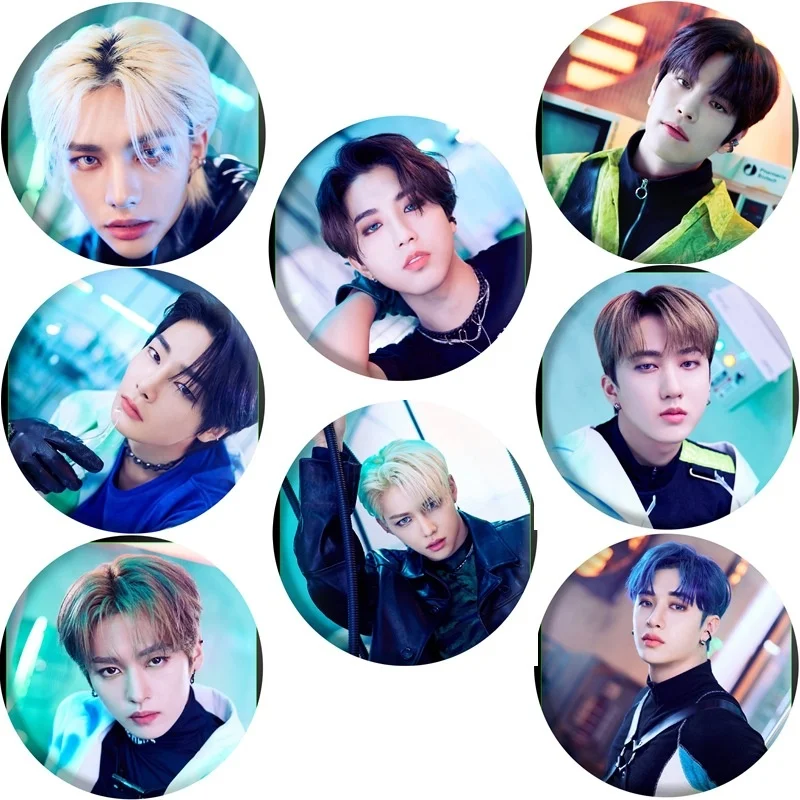 KPOP new boy group Stray Kids 2nd world tour Seoul teaser photo Same badge Mirror keychain jewelry gift Cosplay HYUNJIN SEUNGMIN
KPOP new boy group Stray Kids 2nd world tour Seoul teaser photo Same badge Mirror keychain jewelry gift Cosplay HYUNJIN SEUNGMIN