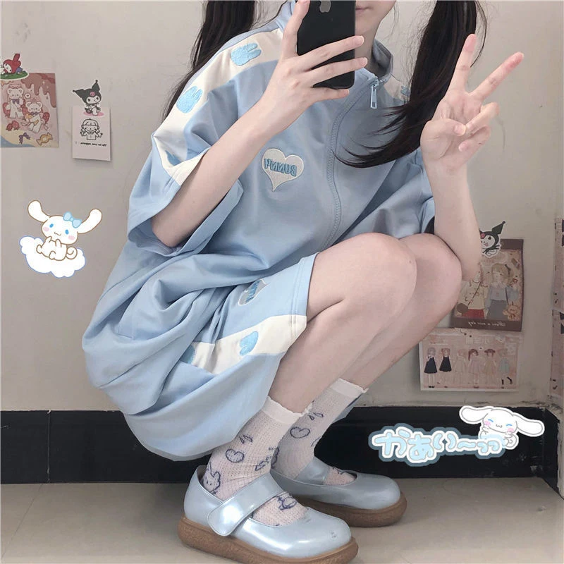 Hoodies Women 2 Pieces Sports JK kawaii Hoodies Short Pants Sets Preppy Style Girls Summer Streetwear Casual New Korean Fashion 
Hoodies Women 2 Pieces Sports JK kawaii Hoodies Short Pants Sets Preppy Style Girls Summer Streetwear Casual New Korean Fashion