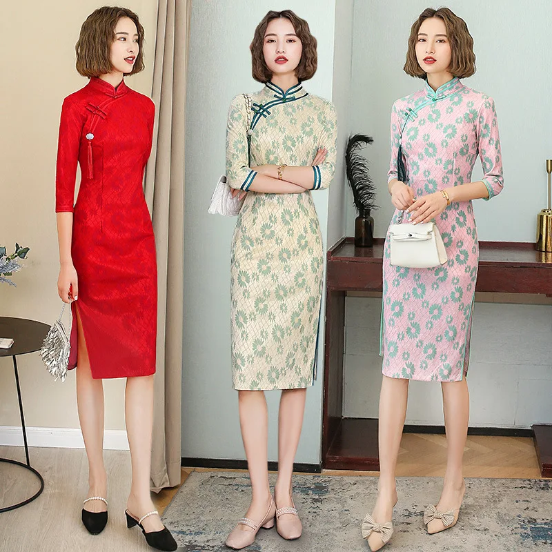 Lace Three-quarter Sleeves Cheongsam Chinese Traditional Style New Daily Temperament Improved Midi Qipao Dress for Young Girls
Lace Three-quarter Sleeves Cheongsam Chinese Traditional Style New Daily Temperament Improved Midi Qipao Dress for Young Girls