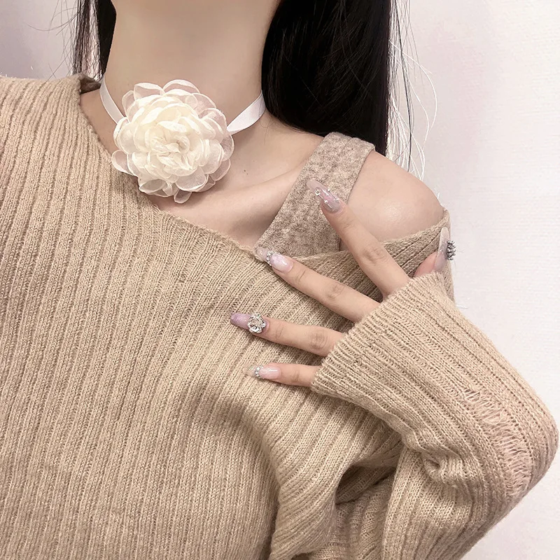 Temperament White Flower Collar Bowknot Necklace for Women Sweet Strap Lace-Up Choker Chain Harajuku Punk Party Jewelry Gifts
Temperament White Flower Collar Bowknot Necklace for Women Sweet Strap Lace-Up Choker Chain Harajuku Punk Party Jewelry Gifts