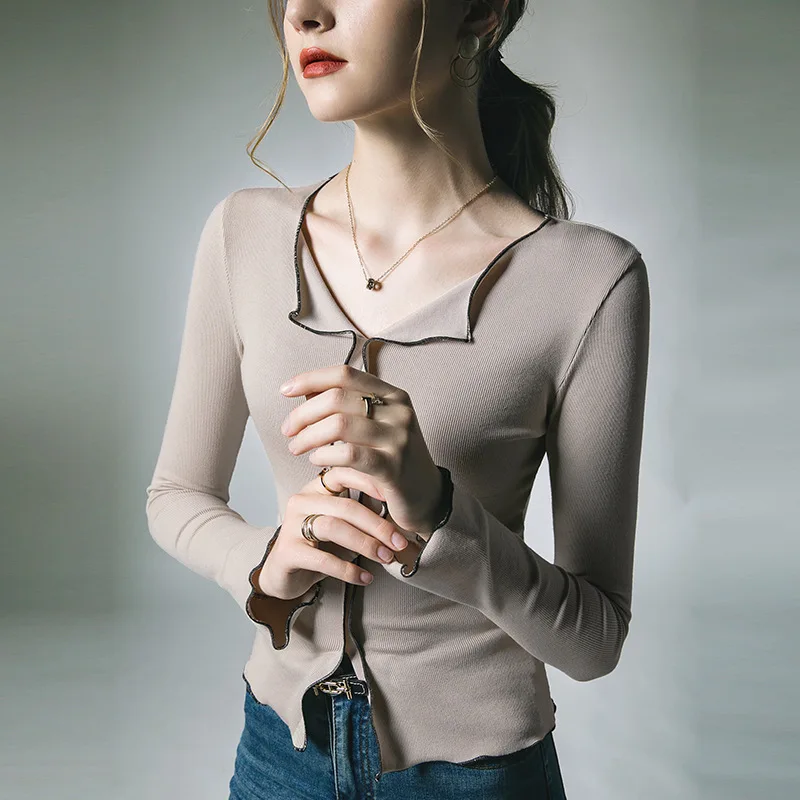 High Quality 2023 Women Autumn T-shirt Lapel Splice Design Female Winter Sexy Crop Top Clothes Casual Blouses Grace Meeting Y2K
High Quality 2023 Women Autumn T-shirt Lapel Splice Design Female Winter Sexy Crop Top Clothes Casual Blouses Grace Meeting Y2K