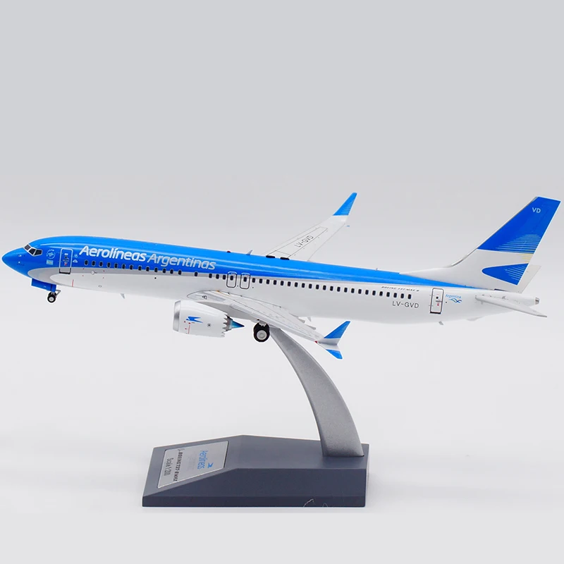 Diecast 1:200 Scale Aerolineas Argentinas B737-8MAX LV-GVD Alloy Aircraft Model Collection Souvenir Display
Diecast 1:200 Scale Aerolineas Argentinas B737-8MAX LV-GVD Alloy Aircraft Model Collection Souvenir Display