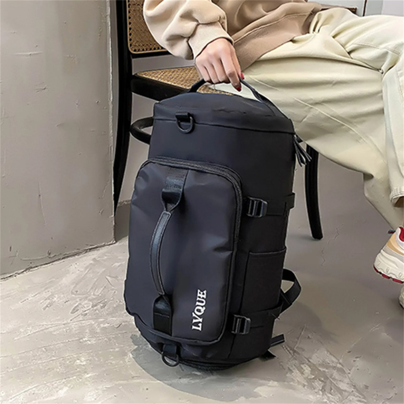 Travel Backpack Large-capacity Single-shoulder Sports Gym Bag Multi-function Travel Storage Jelly Bag Waterproof Backpack
Travel Backpack Large-capacity Single-shoulder Sports Gym Bag Multi-function Travel Storage Jelly Bag Waterproof Backpack