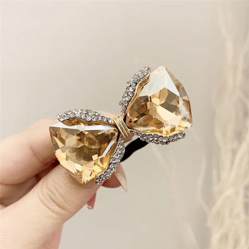 Korean Rhinestone Bow Hair Tie Elegant Princess Hair Band Headdress Elastic Hair Bands for Girls Hair Accessories Luxury Jewelry
Korean Rhinestone Bow Hair Tie Elegant Princess Hair Band Headdress Elastic Hair Bands for Girls Hair Accessories Luxury Jewelry