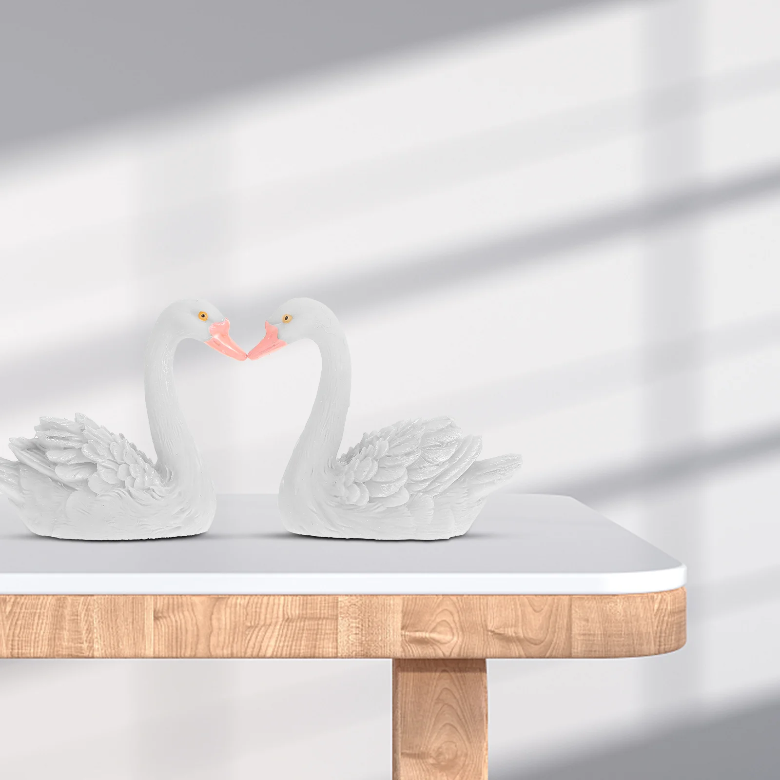 2 Pcs Decorative Ornaments Swan Decorations Party Birthday Kids Car Accessories Top Hat Resin Simulation Lovers Miniture
2 Pcs Decorative Ornaments Swan Decorations Party Birthday Kids Car Accessories Top Hat Resin Simulation Lovers Miniture