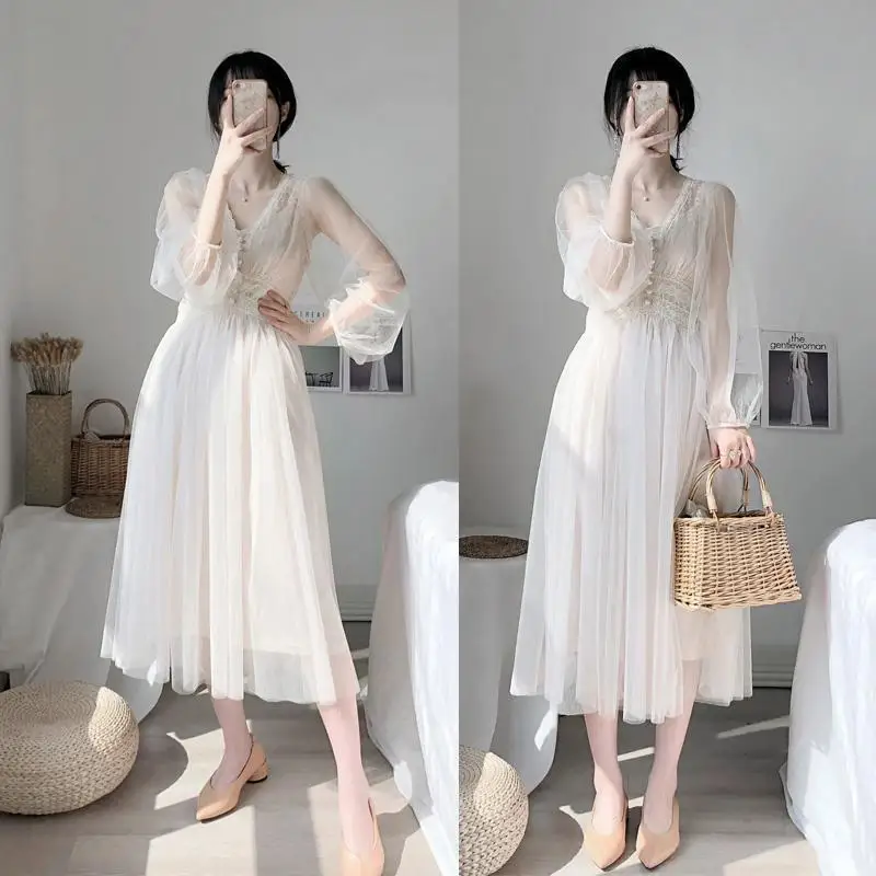 Spring Summer Dress Women Vintage Elegant Puff Sleeve Lace Mesh Dress with Button A-Line White Translucent Women Long Dresses
Spring Summer Dress Women Vintage Elegant Puff Sleeve Lace Mesh Dress with Button A-Line White Translucent Women Long Dresses