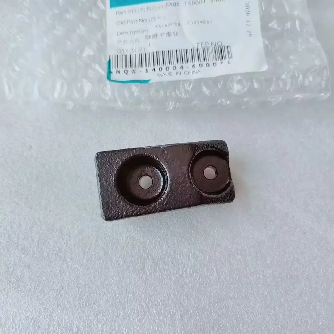 Suitable for CFMOTO 400GT650GT pedal balance weight CF400J-3 foot rest balance weight CF400-5 pedal balance iron
Suitable for CFMOTO 400GT650GT pedal balance weight CF400J-3 foot rest balance weight CF400-5 pedal balance iron