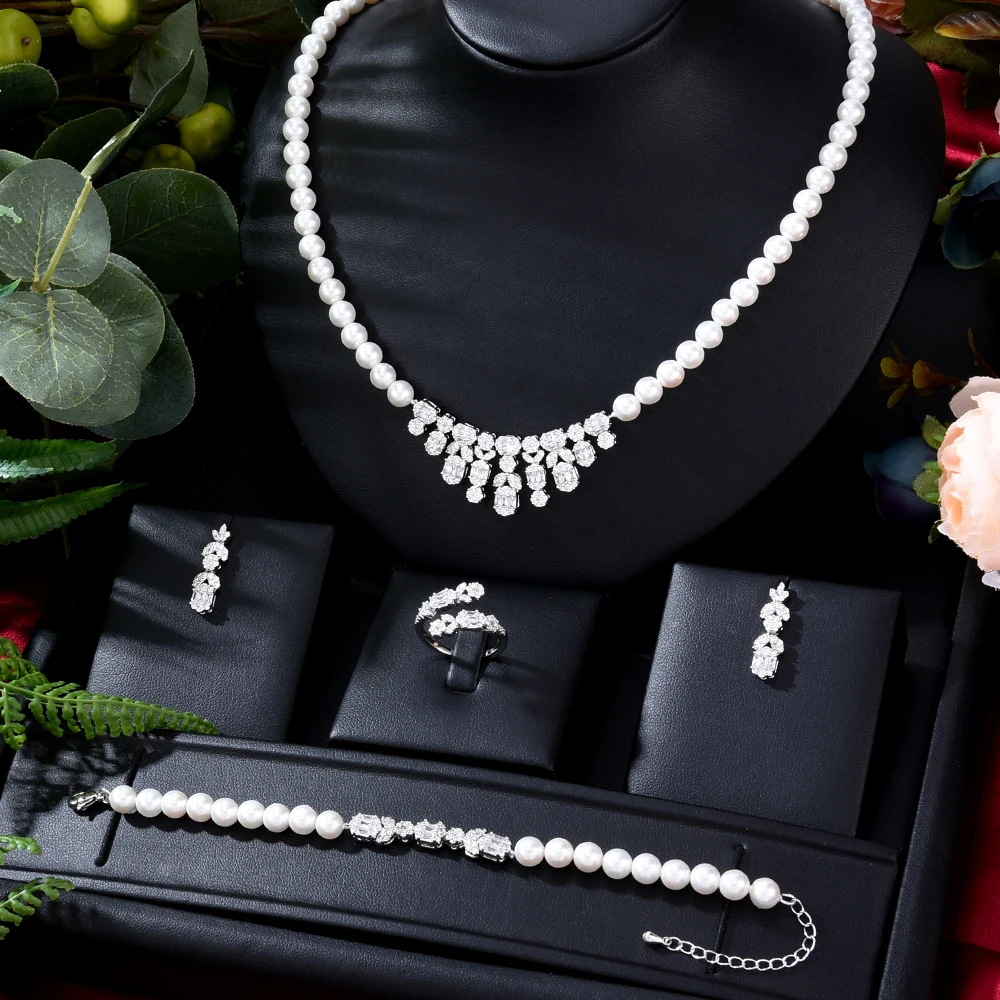 Soramoore Original Luxury New 4PCS Pearls Necklace Bracelet Earring Ring Jewelry Set Cubic Zirconia For Woman Wedding Engagement
Soramoore Original Luxury New 4PCS Pearls Necklace Bracelet Earring Ring Jewelry Set Cubic Zirconia For Woman Wedding Engagement